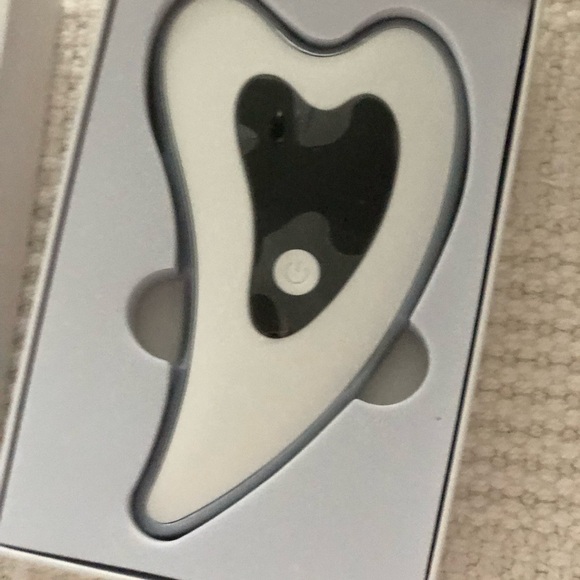 Gua sha Massager NIB - Picture 4 of 7